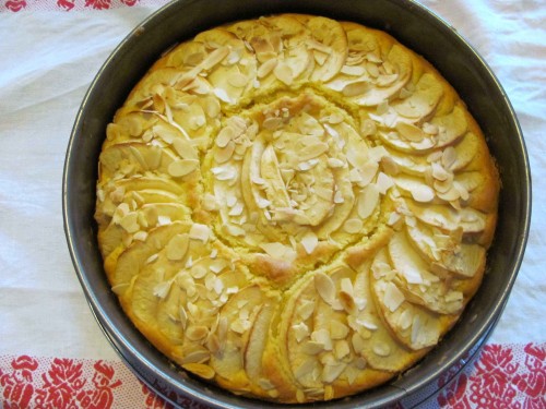 Gedeckter Apfelkuchen