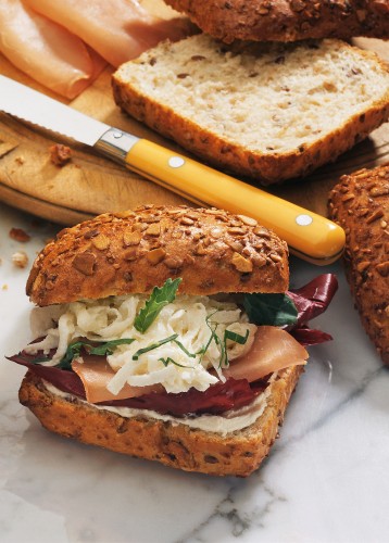 Zum Schulbeginn: Tipps und Rezept fr Pausen-Power / Ernhrungsbildung frdern: Unser Brotgetreide-ABC / Aktuelles "Pausenbrot-Special": jetzt online auf www.mein-mehl.de