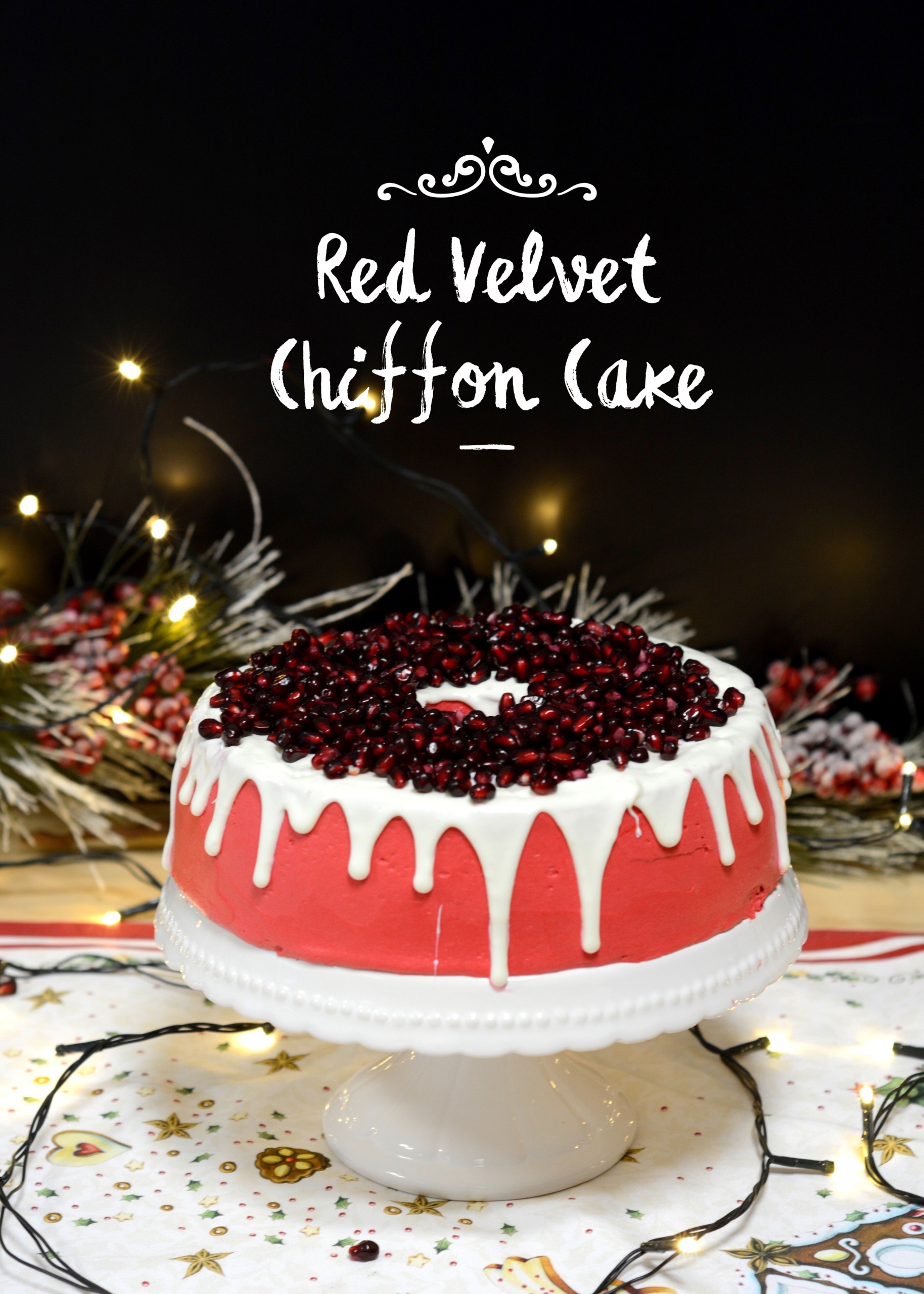 Red Velvet Chiffon Cake mit Granatapfelkernen