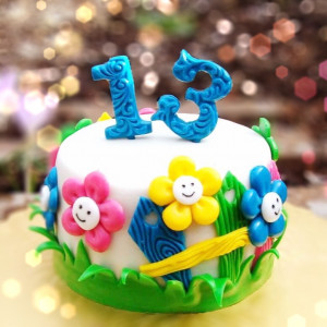 Basiskurs: Fondanttorte mit Dekoelementen @ Backstudio der Backschwestern