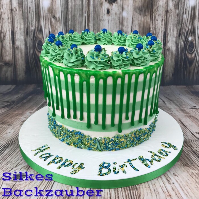 Basiskurs: gestreifter Drip-Cake